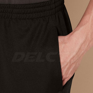 Servicio OEM, MOQ bajo, pantalones cortos de fútbol para hombre al por mayor, precio razonable, pantalones cortos de fútbol de color sólido para hombre, hechos en Pakistán - Product Image 5