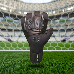 Breathable Professional Football <b>Gloves</b> <b>Latex</b> Training Football Best Goalkeeper <b>Gloves</b> <b>Black</b> Color Rubber Inject Elastic Strap - Product Image 2