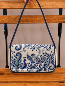 Sac à main portable de luxe pour femme, de haute qualité, bleu paon, orné de perles, avec rabat à motif floral de lotus, idéal pour les soirées. - Product Image 2