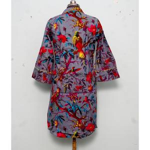 ผ้าฝ้าย 100% ลายดอกไม้ เซ็กซี่ เหมาะสำหรับงานกลางคืน งานเลี้ยง หรืองานทางการ ทรงเข้ารูป ความยาวครึ่งน่อง คอวี แขนสามส่วน ติดกระดุมด้านหน้า เป็นมิตรต่อสิ่งแวดล้อม - Product Image 6