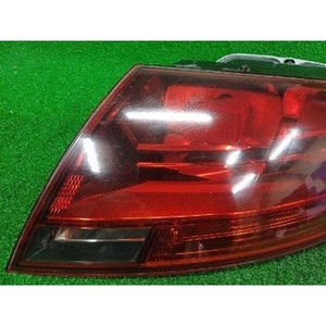 ไฟท้ายรถคูเป้ มือสอง ขวา รุ่น 8J0945096 - Product Image 2