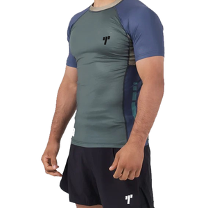 T-shirt de compression à manches courtes pour homme, séchage rapide, 100 % polyester 180g, pour la gym et l'entraînement, imprimé numérique sur le devant - Product Image 5