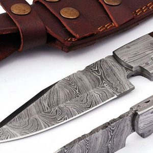 Couteau à lame pointue en acier Damas artisanal avec manche en bois pour la chasse, couteaux en vente à prix de gros. - Product Image 5