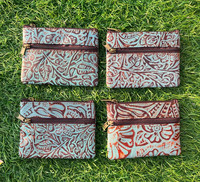 Nouveau design de porte-monnaie en cuir sculpté pochette élégante pochette portefeuille pochette en cuir de style occidental multi-usages porte-monnaie en Offre Spéciale