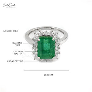 Bague de fiançailles de luxe la plus vendue avec émeraude octogonale de 3,53 carats en or blanc massif 14 carats et halo de diamants pour femme - Product Image 3