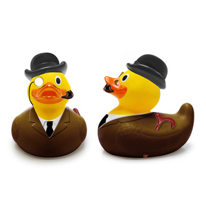 เป็ดยางพีวีซีแบบสุภาพบุรุษสีเหลืองสำหรับมืออาชีพกำหนดเองได้ - Product Image 2
