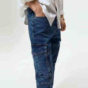Jeans en denim coupe droite classique personnalisés, en coton premium, style streetwear, délavés, pantalons décontractés, fabricant de vêtements OEM, marque privée - Product Image 3