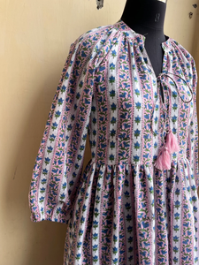 Robe midi bohème en coton imprimée à la main motif floral, collection été 2026, prix usine - Product Image 4