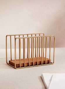 Support de boîte à mouchoirs triangulaire en métal doré, organisateur moderne pour la décoration de la maison ou de l'hôtel - Product Image 3