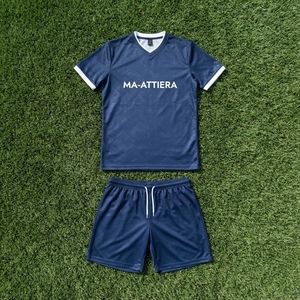 Ensemble d'uniformes de football bleu marine personnalisés, maillot de football à manches courtes et short, vêtements de sport d'équipe - Product Image 6