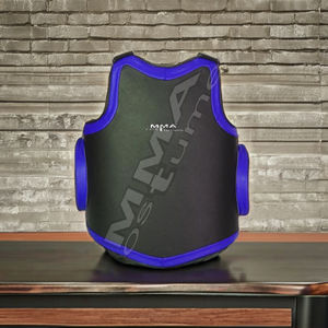 Chaleco de entrenamiento de cuero hecho a medida Protector Boxeo Kickboxing Muay Thai Krav Maga Protector de pecho para entrenamiento - Product Image 1