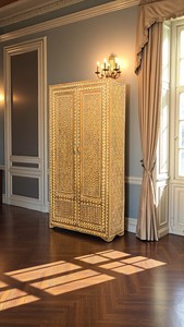 La Mejor Colección de Armarios de Madera con Incrustaciones Florales Hechas a Mano, Arte Antiguo del Himalaya - Product Image 2