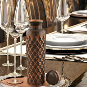 Bouteille d'eau en cuivre pur à 100% pour boire, bouteille en cuivre ayurvédique, bouteille à boire en cuivre, bouteille en cuivre pour l'eau - Product Image 2