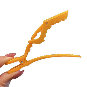 Pinza de Peluquería de Plástico Resistente al Calor con Logotipo Personalizado, Pinza de Cocodrilo para Uso en Salón - Product Image 2