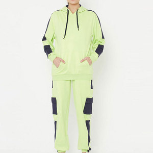 Servicio OEM, Conjuntos Deportivos para Mujer en Oferta, Precio al por Mayor, Logotipo Personalizado, Conjuntos Deportivos para Mujer en Venta - Product Image 1