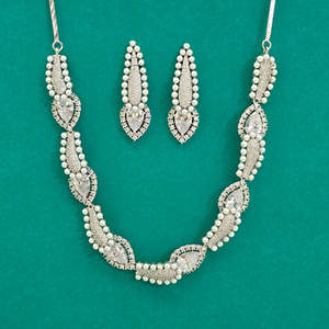 Exportador de Joyería Artificial de Moda en India, Collar de Diamantes Americanos con Baño de Rodio 440494 - Product Image 6