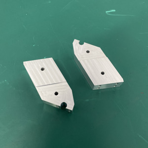 อุปกรณ์จับยึด CNC แบบกำหนดเอง อลูมิเนียม 6061-T6 ความแม่นยำสูง สำหรับงานกลึงอุตสาหกรรม ผู้ผลิต OEM ODM - Product Image 6