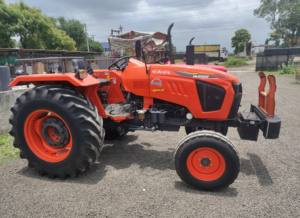 Tracteur compact Kubota MU5502 2WD, véhicule utilitaire agricole robuste, moteur diesel, machine agricole disponible au prix de gros - Product Image 6