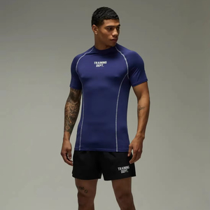 เสื้อยืดแขนสั้นรัดรูปสำหรับผู้ชาย เหมาะสำหรับออกกำลังกาย ฟิตเนส เล่นกีฬา คอกลม กระชับกล้ามเนื้อ - Product Image 1