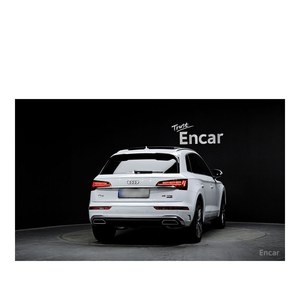 Audi Q5 45 TFSI quattro Premium 2023, 42,765 km, Volante a la Izquierda, Asientos de Cuero, Cámara Trasera - Product Image 4