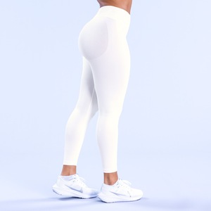 OEM Hot Sell Gym Workout Sport Bra Top Yoga Activewear 3-Piece Set Breathable Backless Scoop Neck Adjusted Straps Spandex/Nylon - Product Image 3