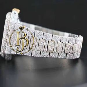นาฬิกาข้อมือ Briva Luxury Diamond Pave สแตนเลสสตีล โครงกระดูก ควอตซ์ อนาล็อก กระจกเคลือบสีขาวทอง  กันน้ำ 10 บาร์ ขนาด 25 มม. - Product Image 2