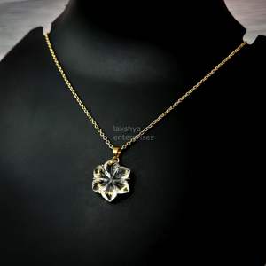Colgante de cristal de cuarzo natural con forma de flor, collar de piedras preciosas talladas, elegante colgante de cristal de cuarzo para mujer, para la elaboración de joyas. - Product Image 2