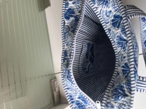 Bolsos de Mano de Algodón Acolchado Kantha Artesanales, Tela Reciclada, Uso Diario de Verano, Cierre de Cremallera Hecho a Mano, Cadenas - Product Image 4