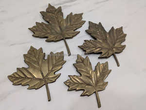Decorative Metal Leaf Tray for <b>Vanity</b>, Console, and Coffee <b>Table</b> – Ideal for Storing Jewelry, Keys, Chocolates, and <b>Small</b> Decor - Product Image 4