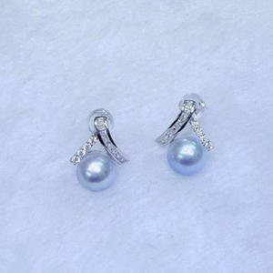 Zhuji Genuine Linen Pure Silver V-Shaped <b>Pearl</b> <b>Earrings</b> Versatile 8-9mm Seawater <b>Earrings</b> for Women - Product Image 4