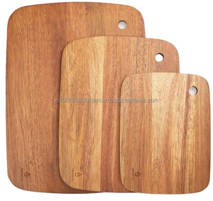 Ensemble de planches à découper en bois de haute qualité disponible en trois choix de tailles personnalisées Blocs à découper en bois de bambou naturel si écologiques - Product Image 1