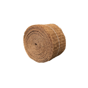 Bande de fibre de coco souple pour la protection des arbres et la stabilisation des plantes dans les aménagements extérieurs et les zones agricoles - Product Image 1