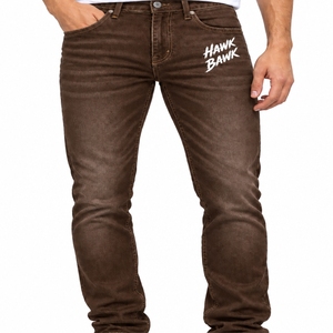 Jean en denim slim pour homme, taille classique, détail poche avant, style poche arrière, finition jambe nette, logo imprimé, idéal pour l'automne - Product Image 1