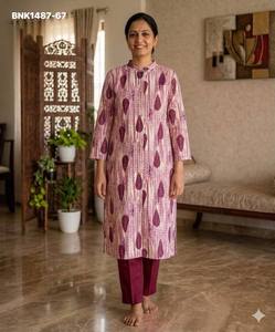 Proveedor de la mejor colección de conjuntos de kurti y pantalón rectos de algodón de bambú estampado de Surat, compras en línea en India - Product Image 2
