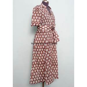 Robe longue bohème en coton lavable et écologique à imprimé floral, faite à la main, à manches courtes, pour femme, idéale pour l'été et la plage, coupe fluide et naturelle. - Product Image 5