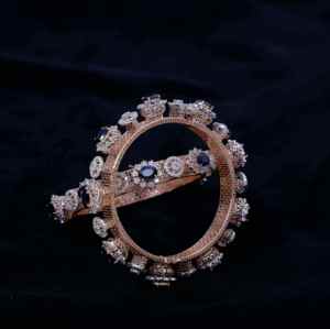 Brazalete Pacheli de Diseño para Mujer, Chapado en Oro Rosa de 14K con Rodio, con Diamantes, Corte Ovalado de 10.74CT, Color HI, Claridad SI, Certificado IGI - Product Image 1