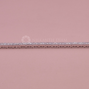 Brazalete de Diamantes de Corte Radiante de Diseño Premium, Brazalete de Diamantes Creados en Laboratorio con Claridad VVS para Mujer - Product Image 2