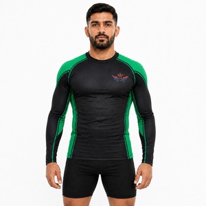 Haut de compression respirant et anti-humidité à manches longues pour entraînement de grappling et MMA en polyester et élasthanne - Product Image 1