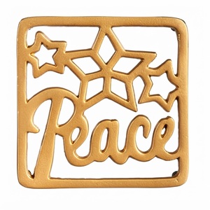 Wholesale Decorative Gold Metal Trivet for Hot Dishes Heat Resistant Cast Iron Star Pattern Kitchen Counter <b>Protector</b> <b>Table</b> Mats - Product Image 1