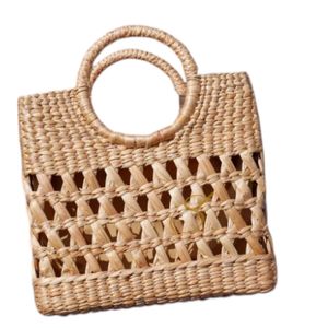 Bolso Tote Tejido a Mano de Jacinto de Agua: Regalo para Despedida de Soltera en la Playa - Product Image 3