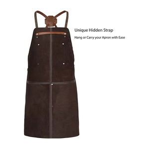 Delantal de Cuero Negro Personalizado para Hombre, para Trabajos de Ferretería y Carpintería, con Bolsillos y Correa, Regalo de San Valentín para Él - Product Image 6