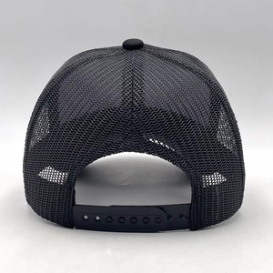 Gorra Trucker Unisex de 6 Paneles, 100% Algodón, con Bordado 3D Negro, Personalizable con Logotipo, al por Mayor - Product Image 6