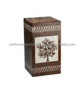 Nouveau design d'urnes de crémation en bois pour adultes urnes en bois urnes funéraires taille personnalisée fournitures funéraires - Product Image 1