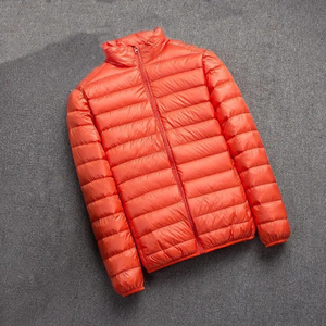 Veste matelassée à capuche pour homme en coton rembourré, respirante, pour l'extérieur, avec logo personnalisé, vente en gros - Product Image 3