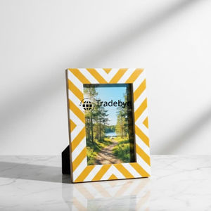 Elegante y Creativo Marco de Fotos Decorativo con Incrustaciones de Hueso, Ligero, Premium, Hecho a Mano por Tradebyd - Product Image 3