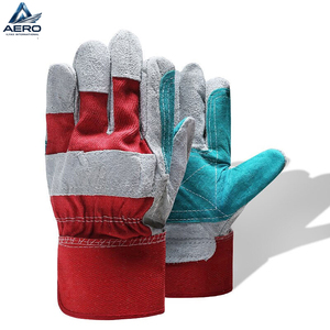 Guantes de Trabajo de Primera Calidad, Resistentes a la Abrasión, Fabricados con Cuero Dividido y Tela Roja de Alta Visibilidad - Product Image 1