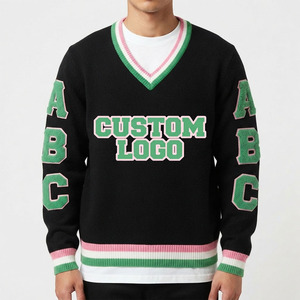 Pull en maille à col en V noir avec bordure rose et verte, logo en chenille, style décontracté, vêtements grecs pour femmes - Product Image 3