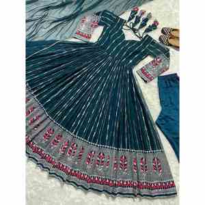 DESIGNER GEORGETTE SEQUENCE TRAVAIL BRODERIE ROBE DE TRAVAIL PANTALON AVEC DUPATTA VERT - Product Image 2