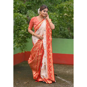 Sari en soie douce blanc et rouge Elite Weaves avec motif floral Zari tissé, robes de soirée Durga Pooja pour occasions festives 650g - Product Image 6