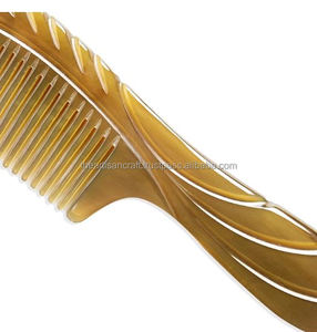 Juego de 2 Peines para el Cabello y Cuero Cabelludo de Cuerno de Búfalo Natural Pulido y Ecológico, Personalizables con Diseño Único de Animales Náuticos, para Uso como Recuerdo - Product Image 6